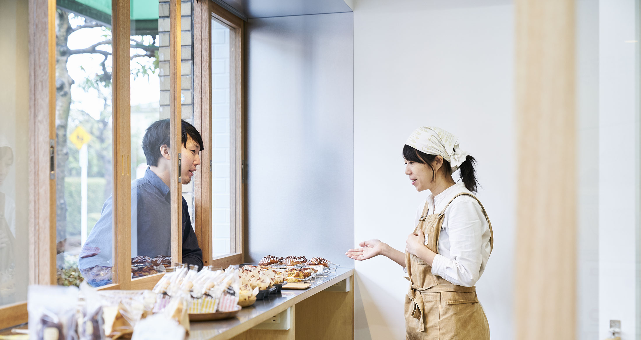 8 SHARE KITCHEN